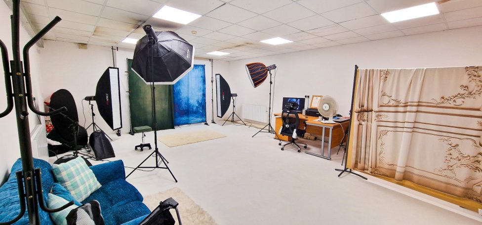 PHOTOGRAPHY STUDIO RENTAL